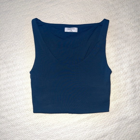 Aritzia Babaton Contour Scoop neck Cropped Tank (herbage green) - Picture 3 of 4